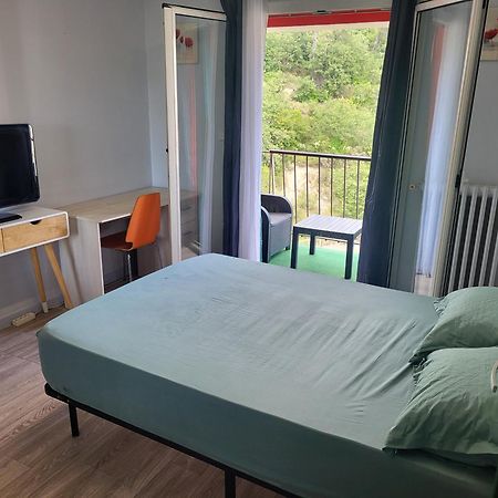 Private Room-2 In Hannana Apartment- 2 Min Walk To Tram 12 Min To Nice Train Station 15 Min To Massena Place מראה חיצוני תמונה